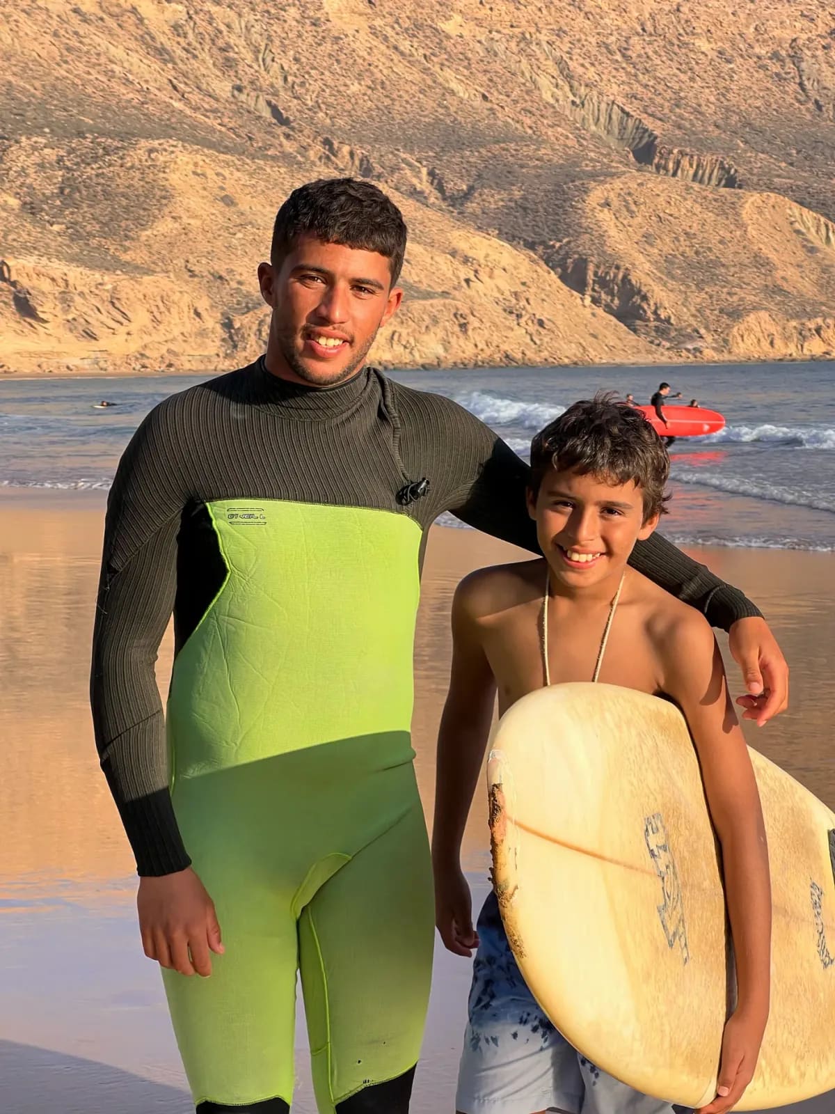 Lineup surf à Essaouira — plage d'Essaouira, spot beach break idéal pour apprendre