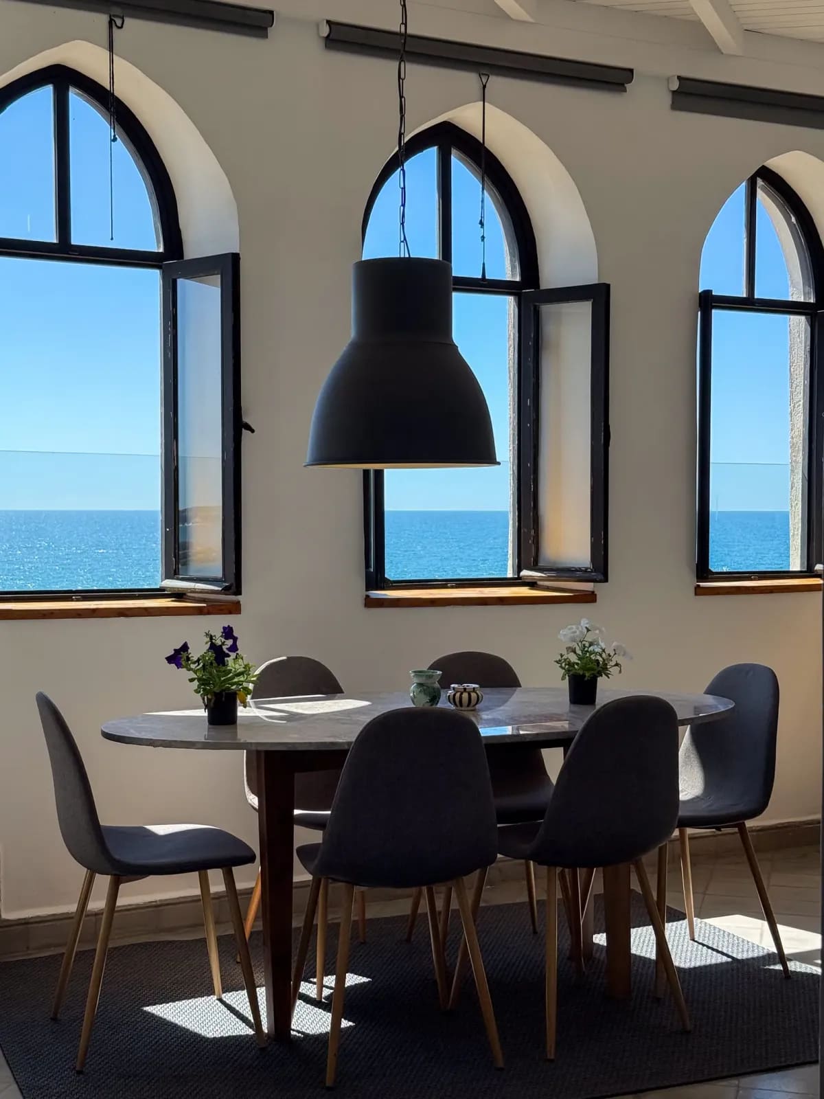 Salle à manger face à l’Atlantique — maison vue mer à Essaouira, hébergement séjour kitesurf